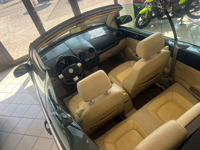 Volkswagen New Beetle Cabrio 1.6 Cabrio (9)