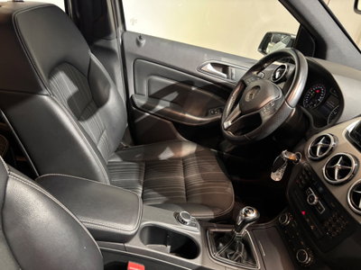 Mercedes-Benz Classe B 180 CDI Premium (15)
