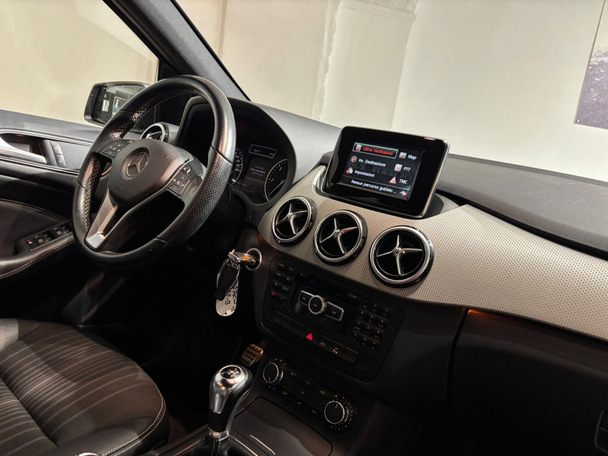 Mercedes-Benz Classe B 180 CDI Premium (16)