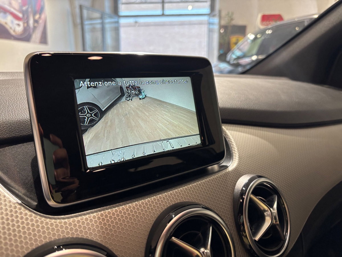 Mercedes-Benz Classe B 180 CDI Premium (19)