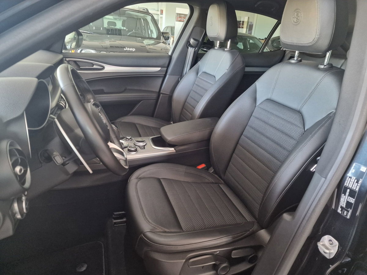 Alfa Romeo Stelvio Stelvio 2.2 Turbodiesel 190 CV AT8 Q4 Sprint (6)