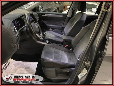 Volkswagen T-Roc 1.5 tsi Style (13)