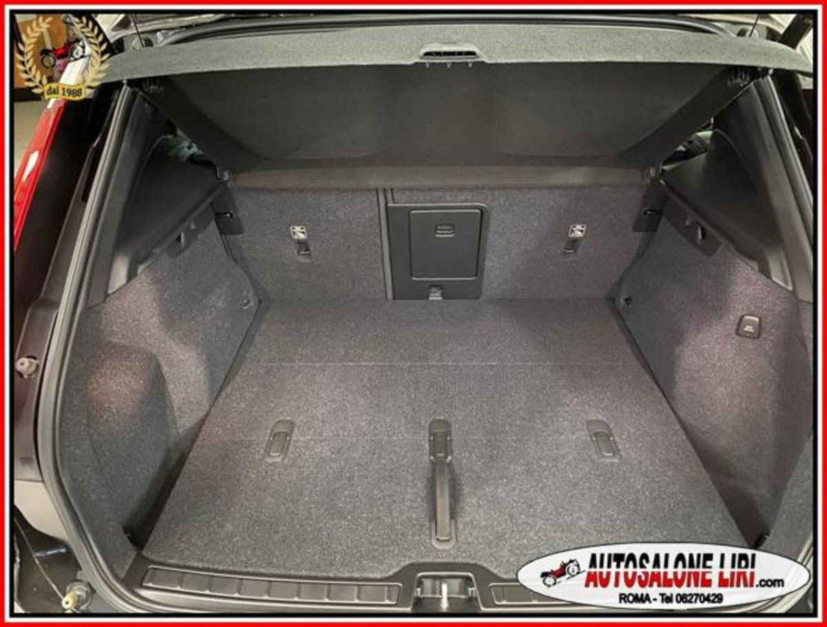 Volvo XC40 T3 Geartronic Momentum Pro (12)