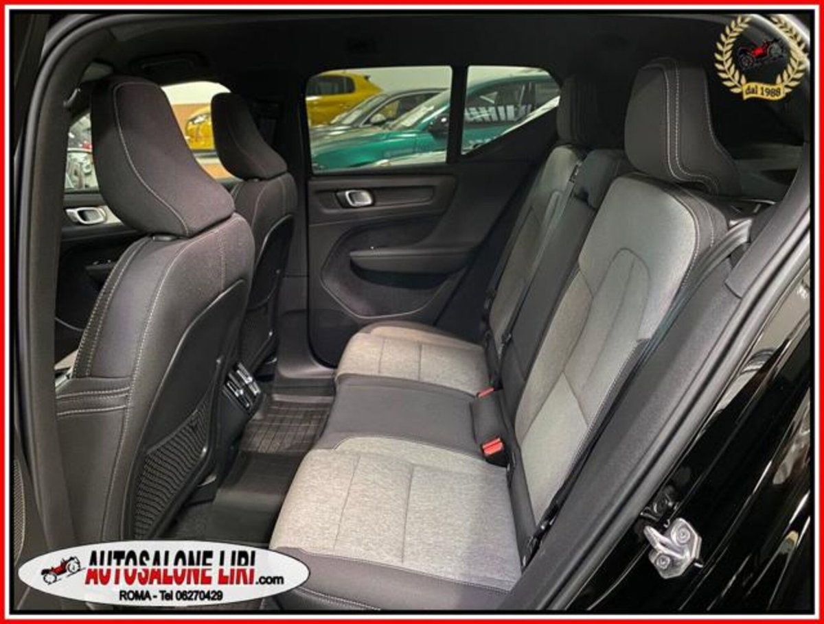Volvo XC40 T3 Geartronic Momentum Pro (14)