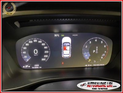 Volvo XC40 T3 Geartronic Momentum Pro (18)