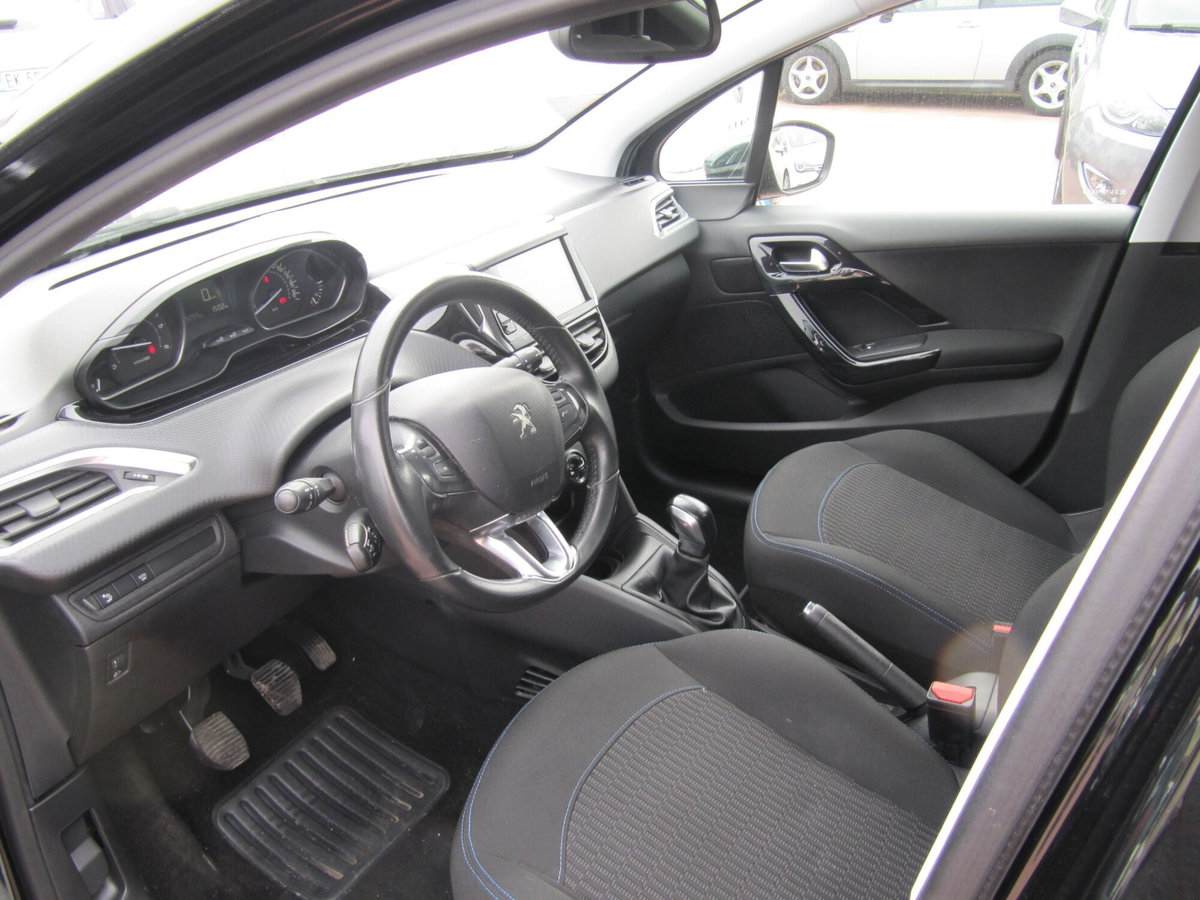 Peugeot 208 BlueHDi 100 Stop&Start 5 porte Allure (9)