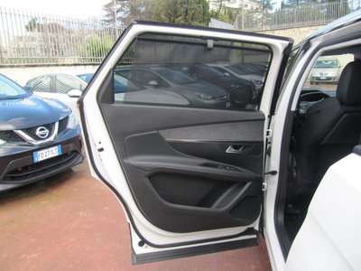 Peugeot 5008 BlueHDi 130 S&S EAT8 Allure (16)