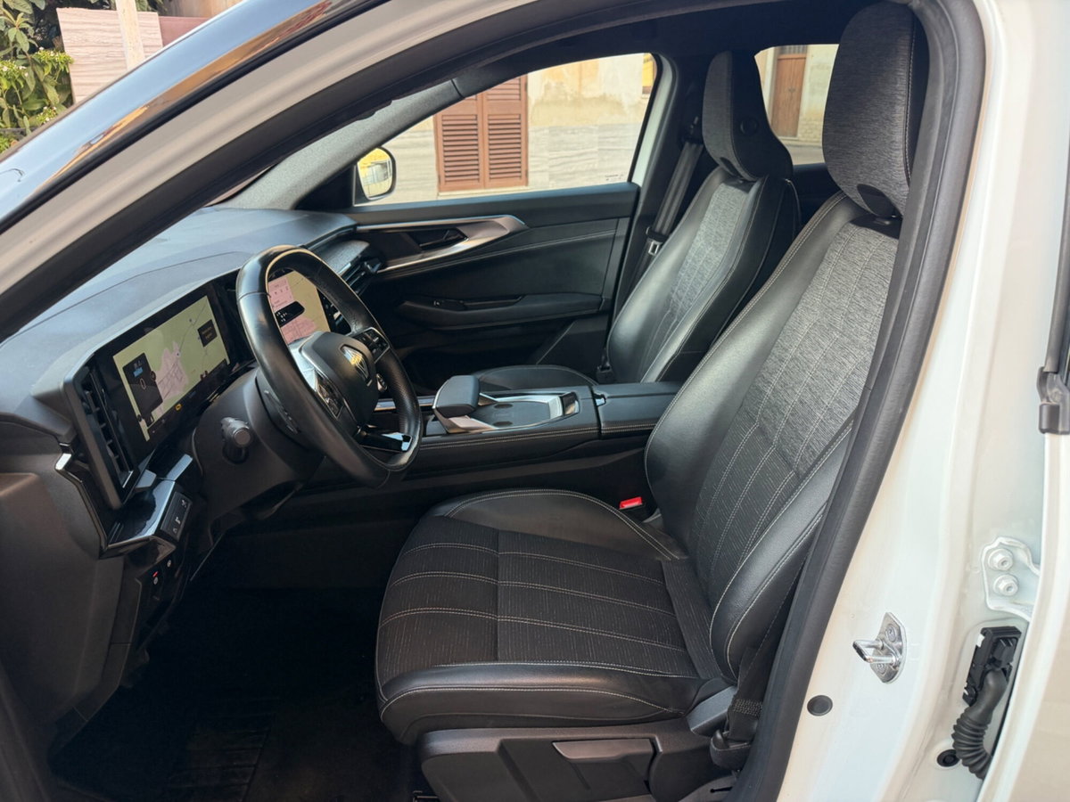 Renault Austral 1.2 full hybrid Techno 200cv auto (11)