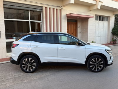 Renault Austral 1.2 full hybrid Techno 200cv auto (2)
