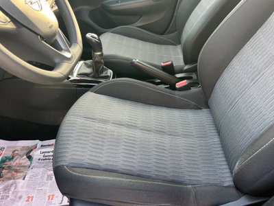 Opel Corsa 1.2 Edition (11)