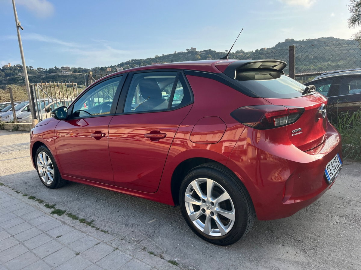 Opel Corsa 1.2 Edition (8)