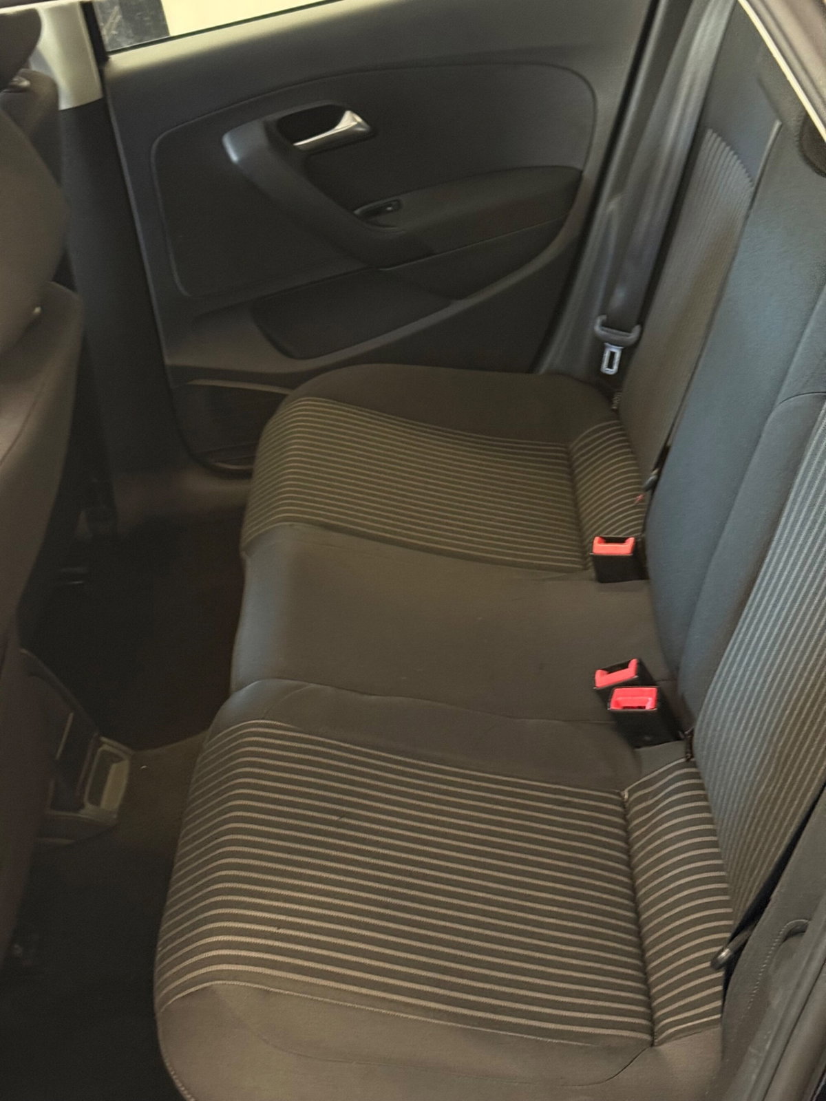 Volkswagen Polo 1.2 TSI 5 porte Highline (9)