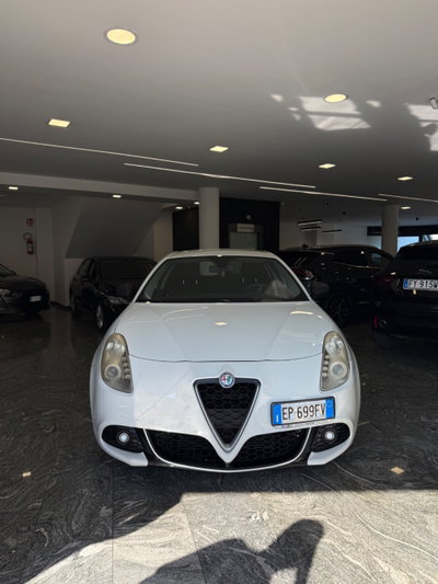 Alfa Romeo Giulietta 1.4 Turbo Distinctive Gpl 120cv E6 (2)