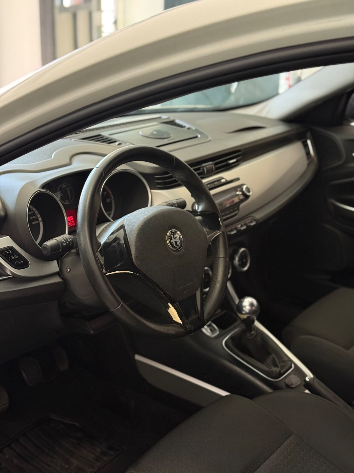 Alfa Romeo Giulietta 1.4 Turbo Distinctive Gpl 120cv E6 (7)