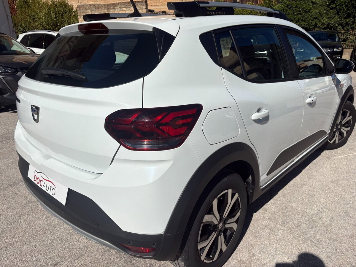 Dacia Sandero Stepway 1.0 TCe 90 CV Comfort (6)