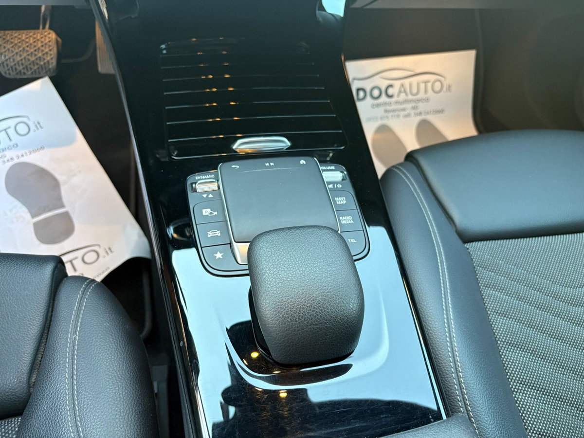 Mercedes-Benz Classe A 180 d Automatic Sport (13)