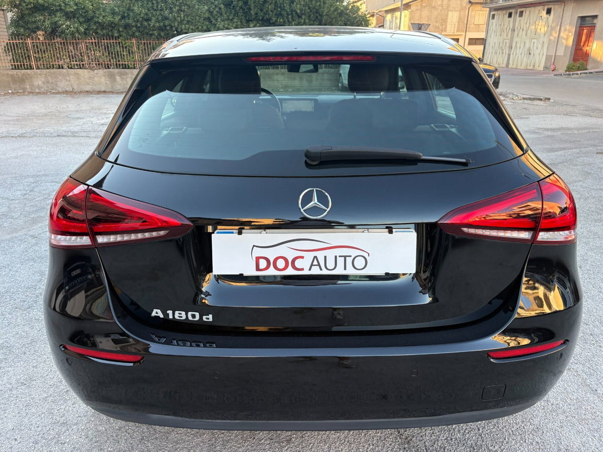 Mercedes-Benz Classe A 180 d Automatic Sport (5)