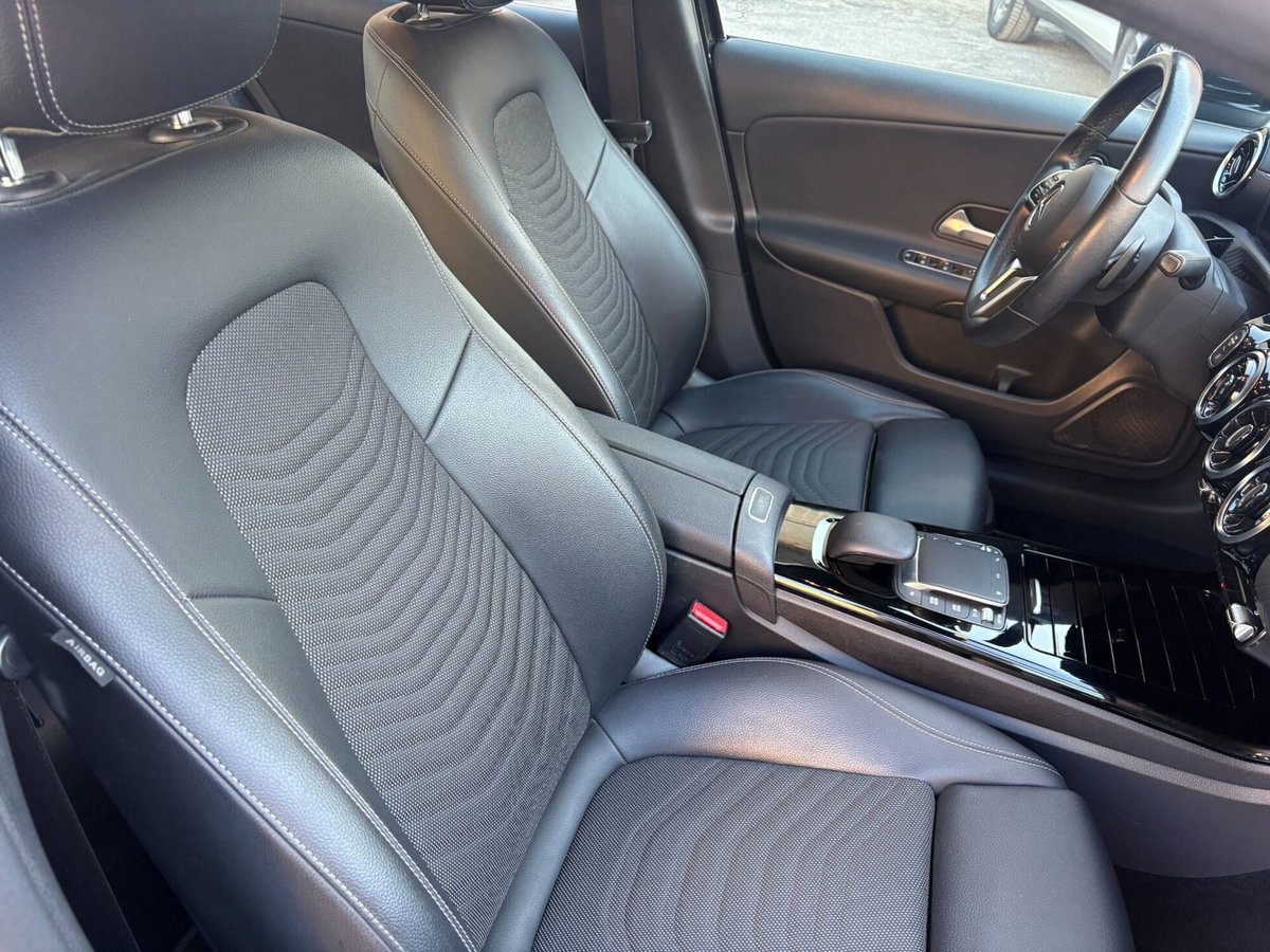 Mercedes-Benz Classe A 180 d Automatic Sport (8)