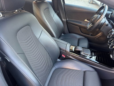 Mercedes-Benz Classe A 180 d Automatic Sport (8)