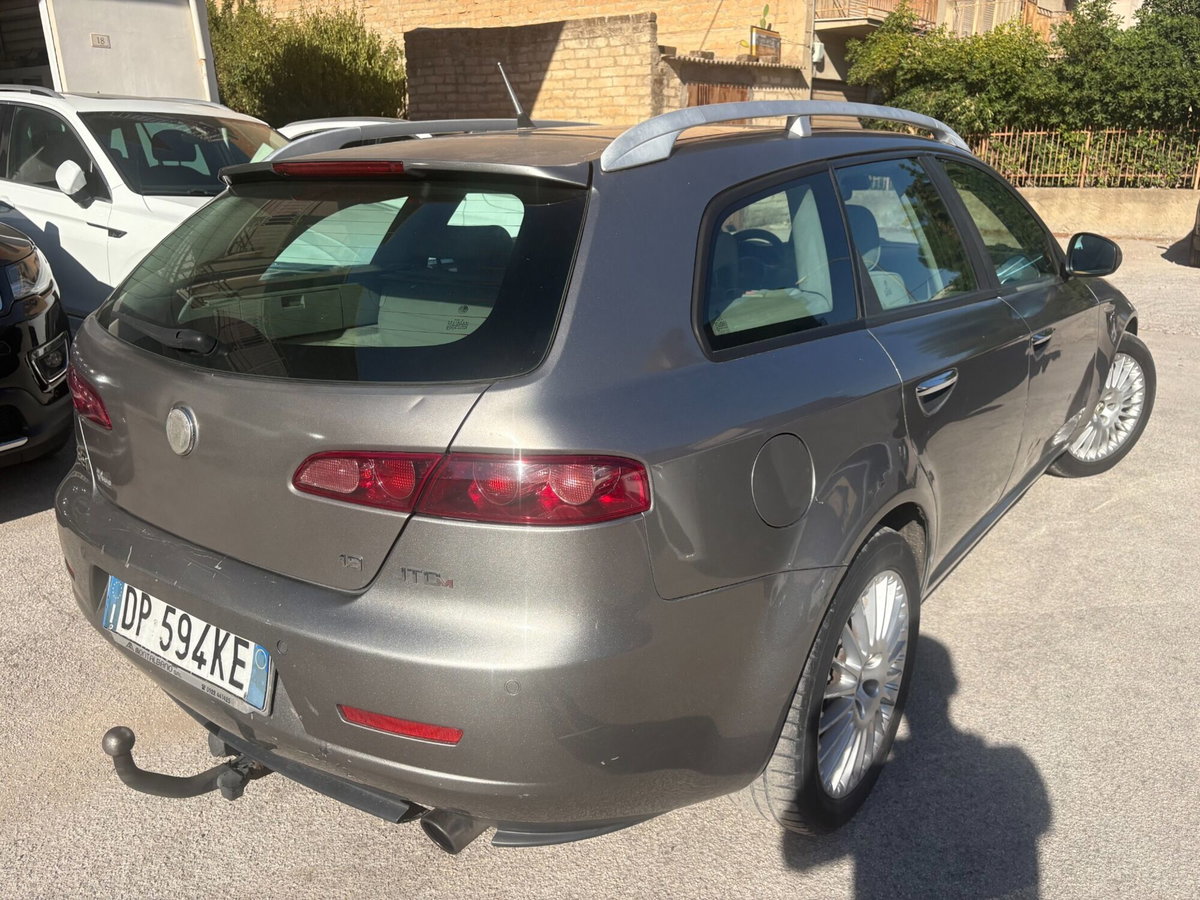 Alfa Romeo 159 SportWagon 1.9 JTDm 150CV Sportwagon Progression (5)