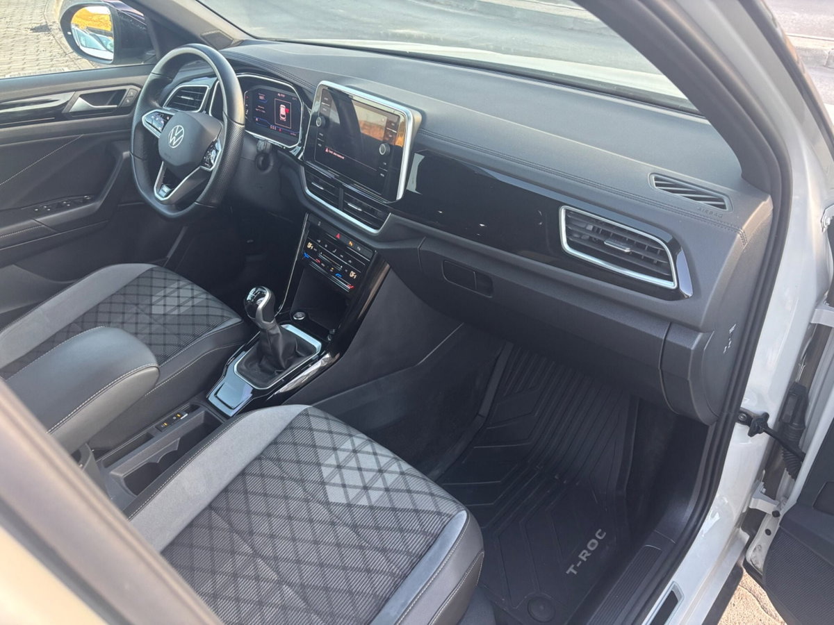 Volkswagen T-Roc Cabrio 1.5 TSI ACT R-Line (15)