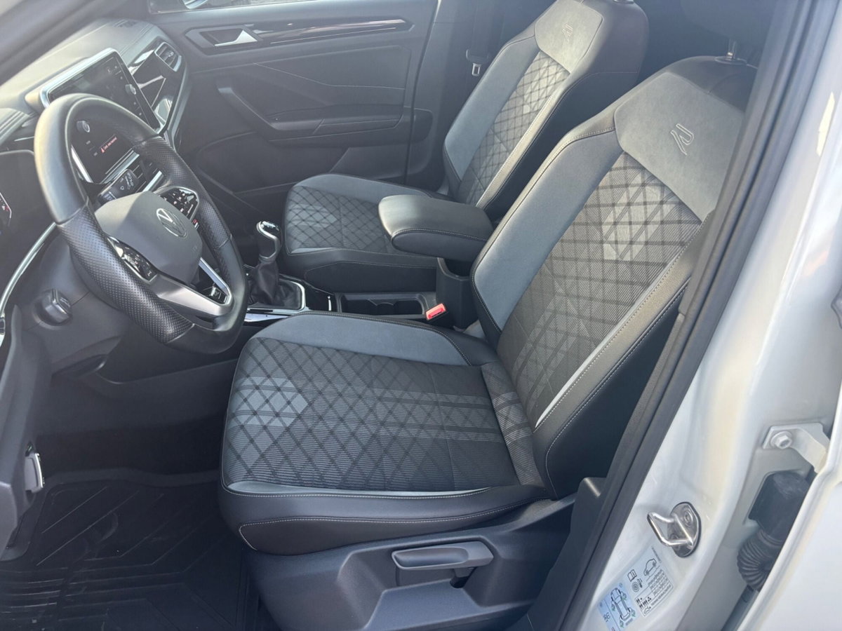 Volkswagen T-Roc Cabrio 1.5 TSI ACT R-Line (16)