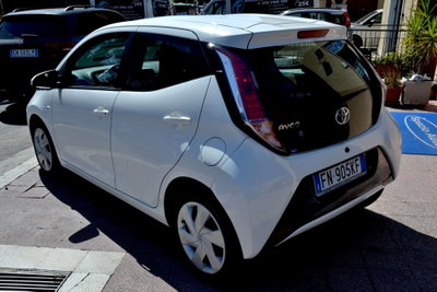Toyota Aygo 1.0 VVT-i 69 CV 3 porte x-play (5)