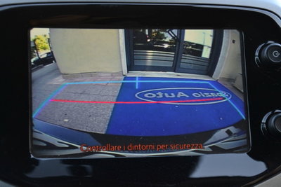 Toyota Aygo 1.0 VVT-i 69 CV 3 porte x-play (8)