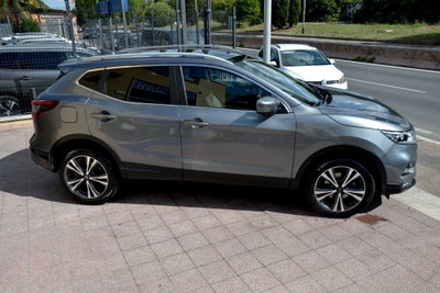 Nissan Qashqai 1.3 DIG-T 140 CV N-Connecta (17)