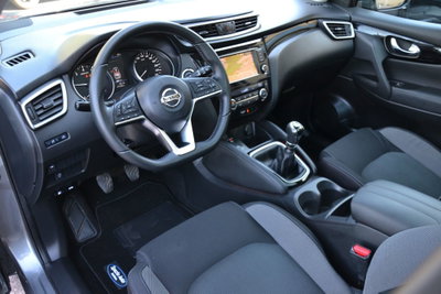 Nissan Qashqai 1.3 DIG-T 140 CV N-Connecta (5)
