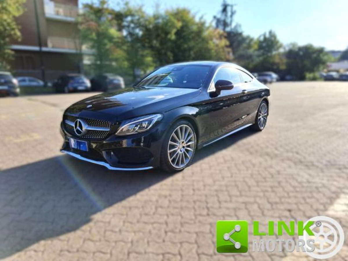 Mercedes-Benz Classe C Coupé 220 d Auto 4Matic Coupé Premium Plus (11)