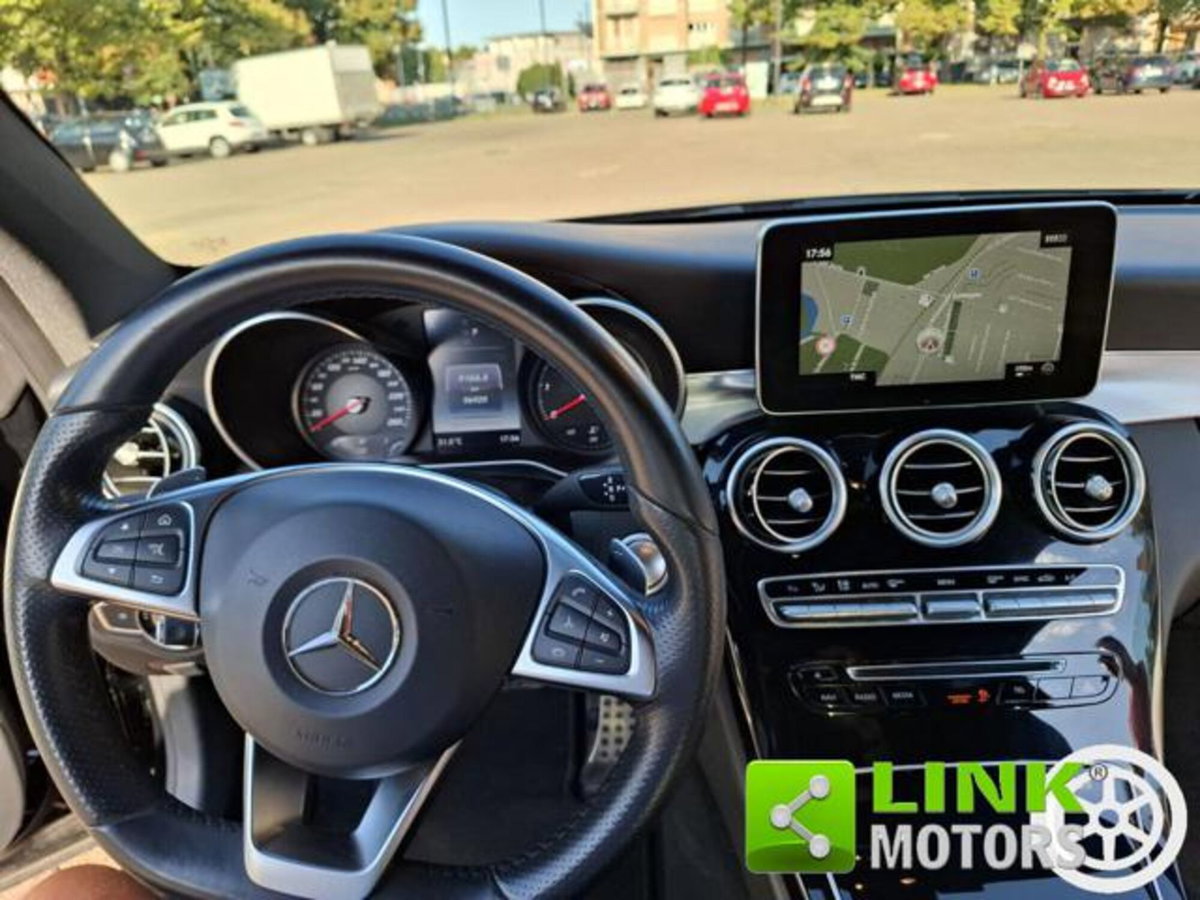 Mercedes-Benz Classe C Coupé 220 d Auto 4Matic Coupé Premium Plus (18)