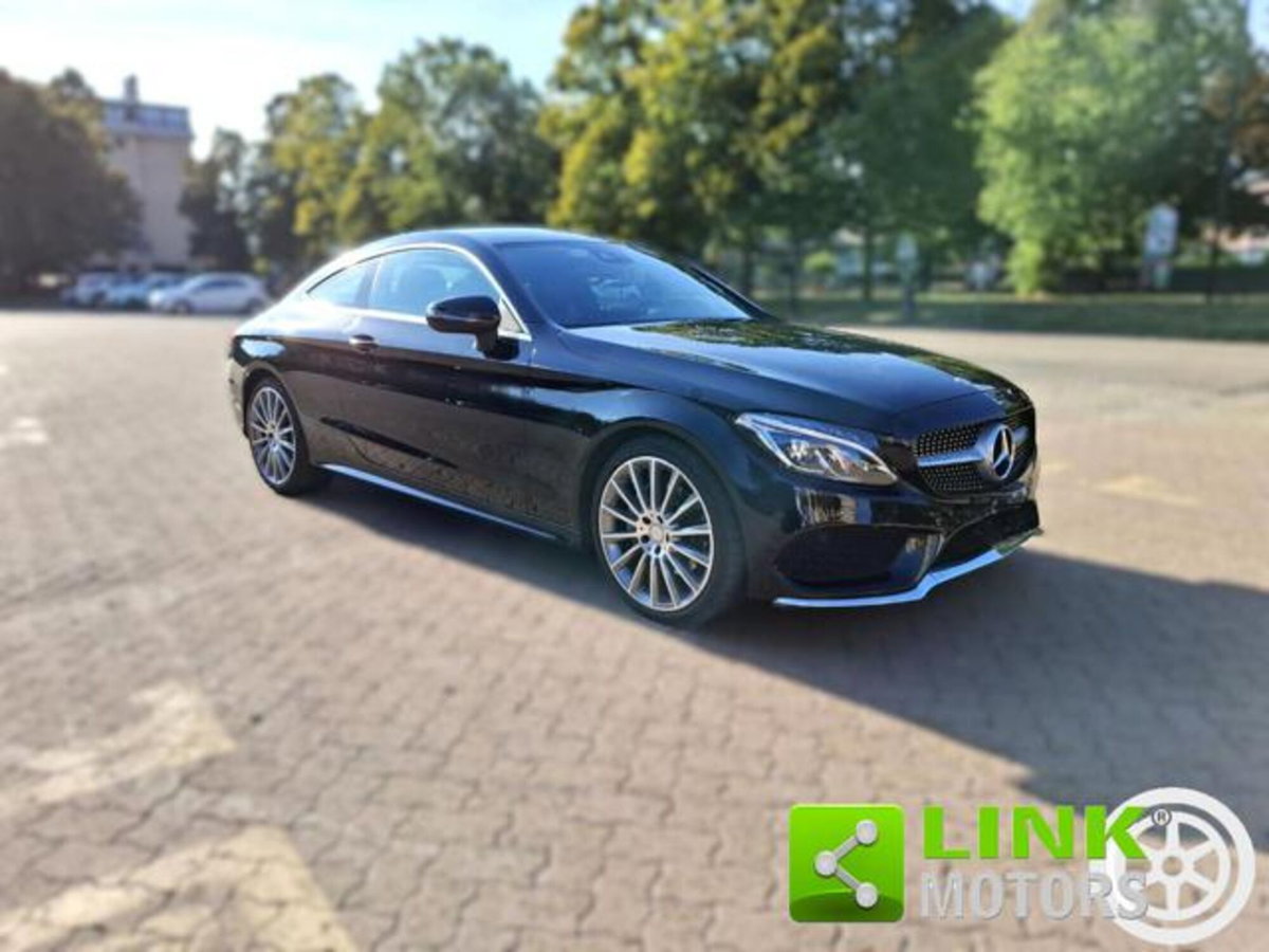 Mercedes-Benz Classe C Coupé 220 d Auto 4Matic Coupé Premium Plus (3)