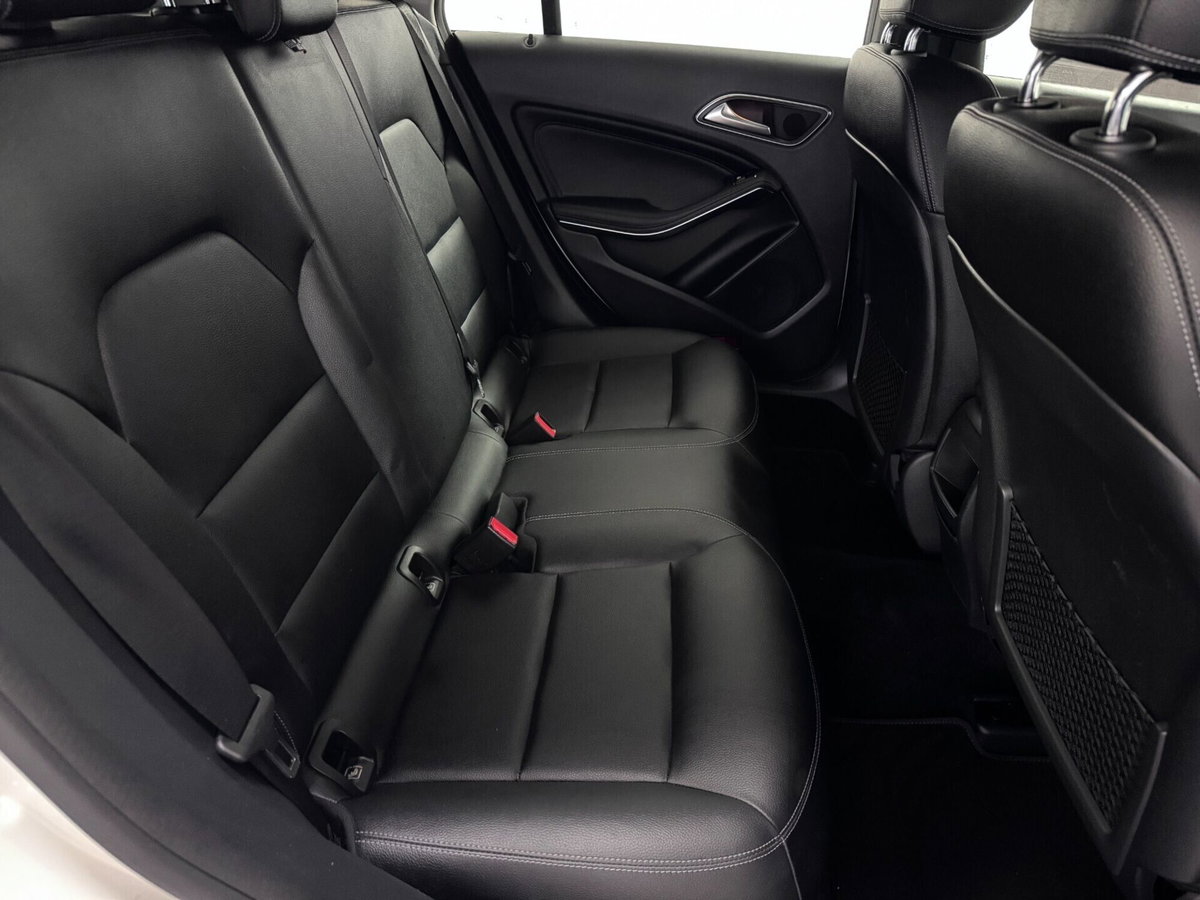Mercedes-Benz CLA 200 d 4Matic Automatic Sport (11)