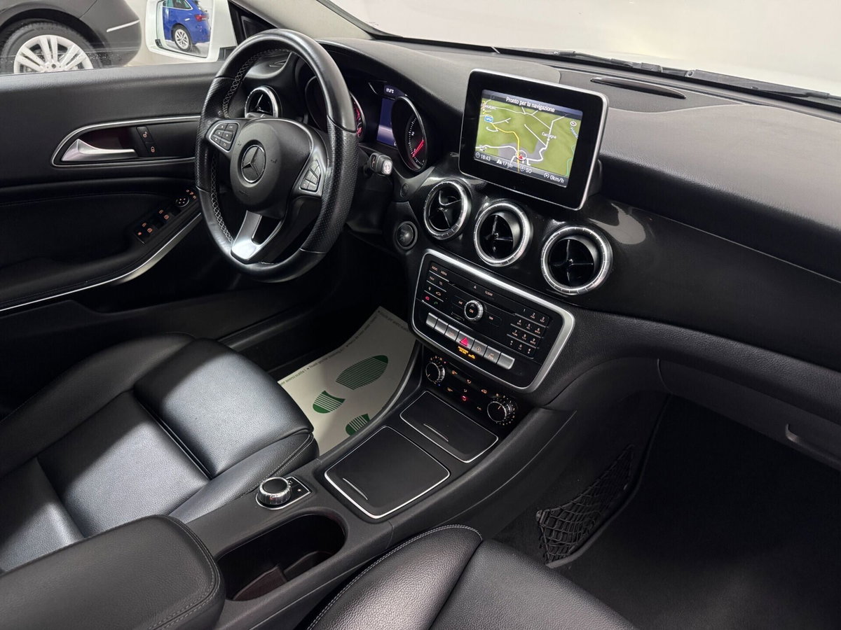 Mercedes-Benz CLA 200 d 4Matic Automatic Sport (14)