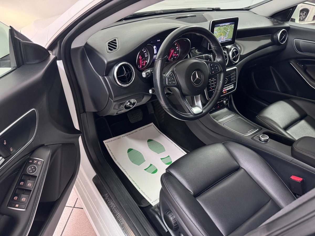 Mercedes-Benz CLA 200 d 4Matic Automatic Sport (9)