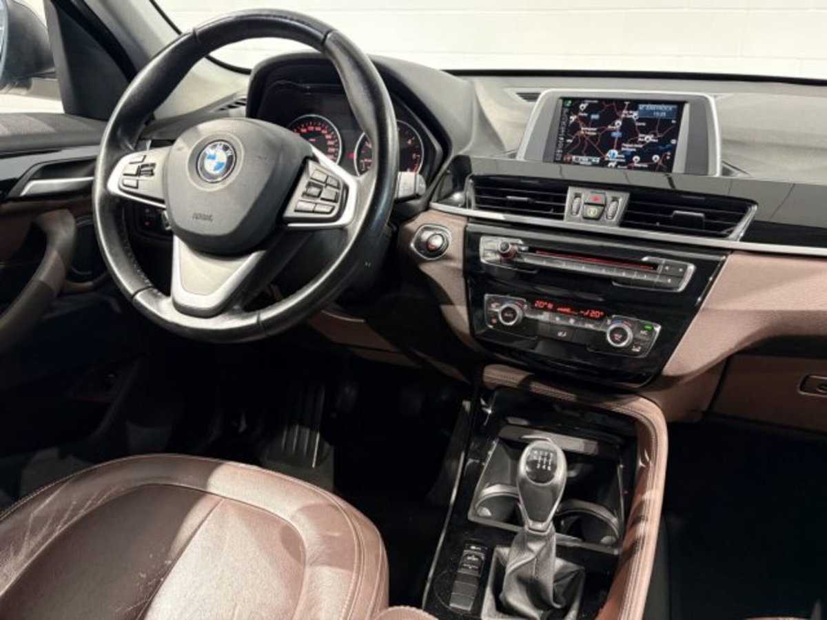 BMW X1 sDrive16d xLine Plus (11)