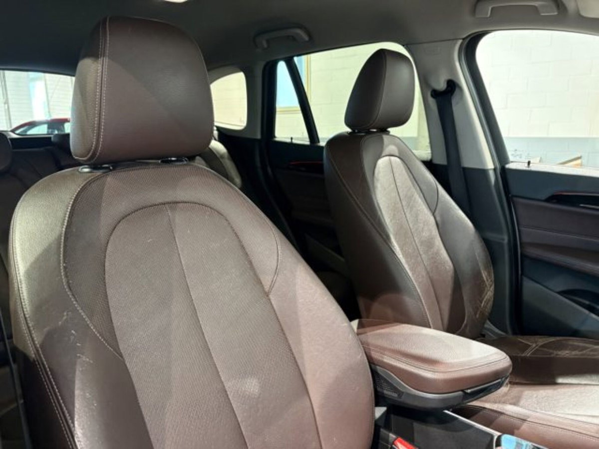 BMW X1 sDrive16d xLine Plus (13)