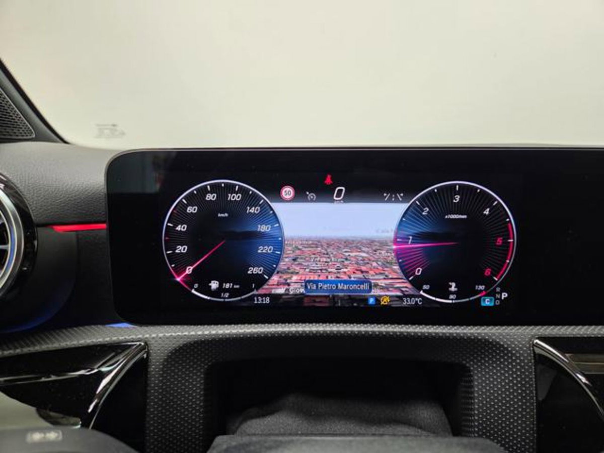 Mercedes-Benz Classe A 180 d AMG Line Premium Plus auto (7)
