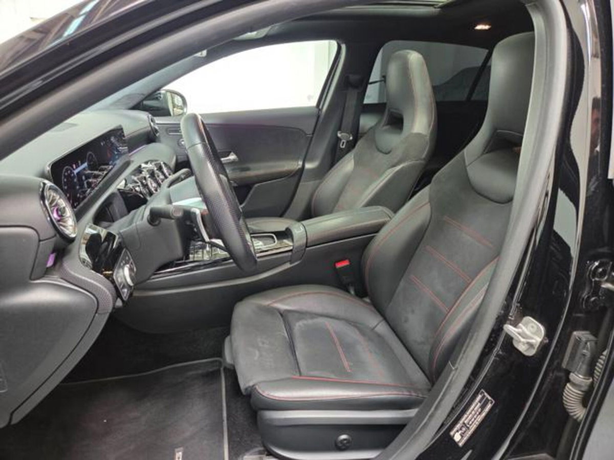 Mercedes-Benz Classe A 180 d AMG Line Premium Plus auto (8)