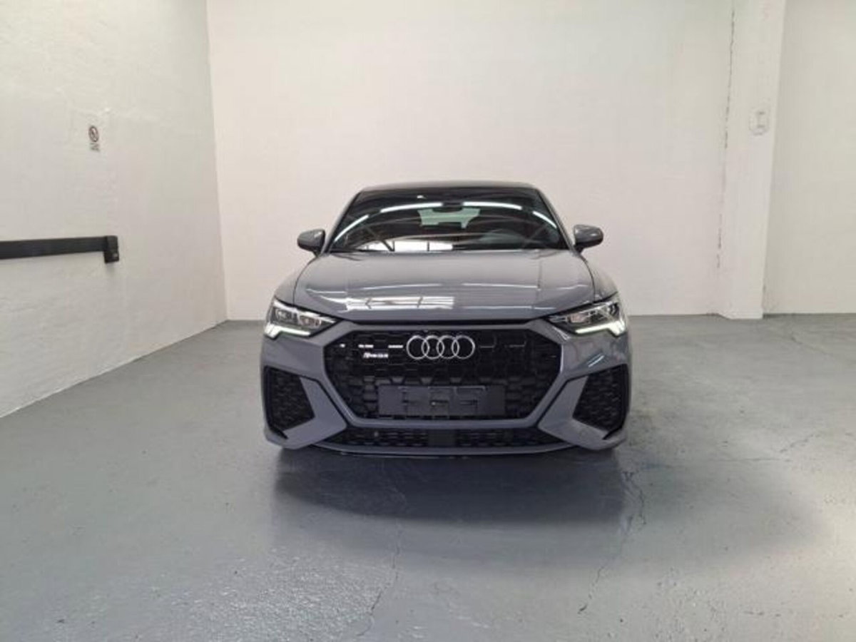 Audi RS Q3 2.5 quattro s-tronic (2)