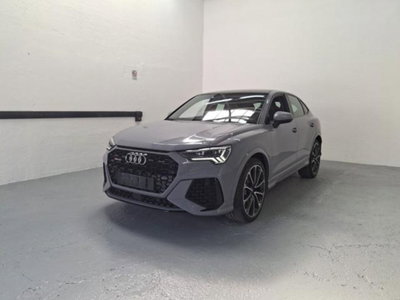 Audi RS Q3 2.5 quattro s-tronic (3)