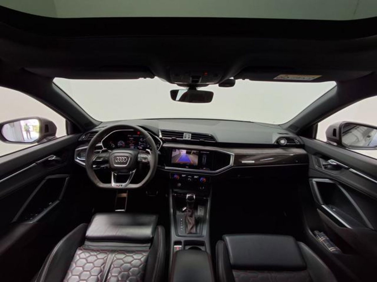 Audi RS Q3 2.5 quattro s-tronic (5)