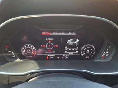 Audi RS Q3 2.5 quattro s-tronic (7)