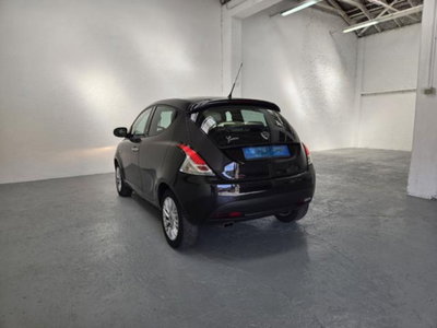 Lancia Ypsilon 1.2 69 CV 5 porte Elefantino (13)
