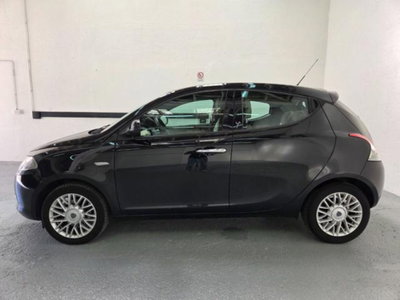 Lancia Ypsilon 1.2 69 CV 5 porte Elefantino (15)