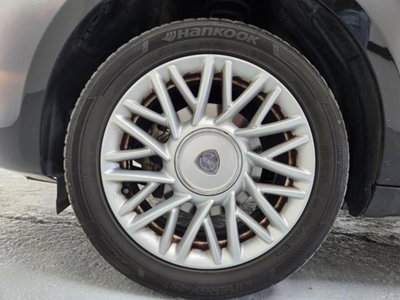 Lancia Ypsilon 1.2 69 CV 5 porte Elefantino (9)