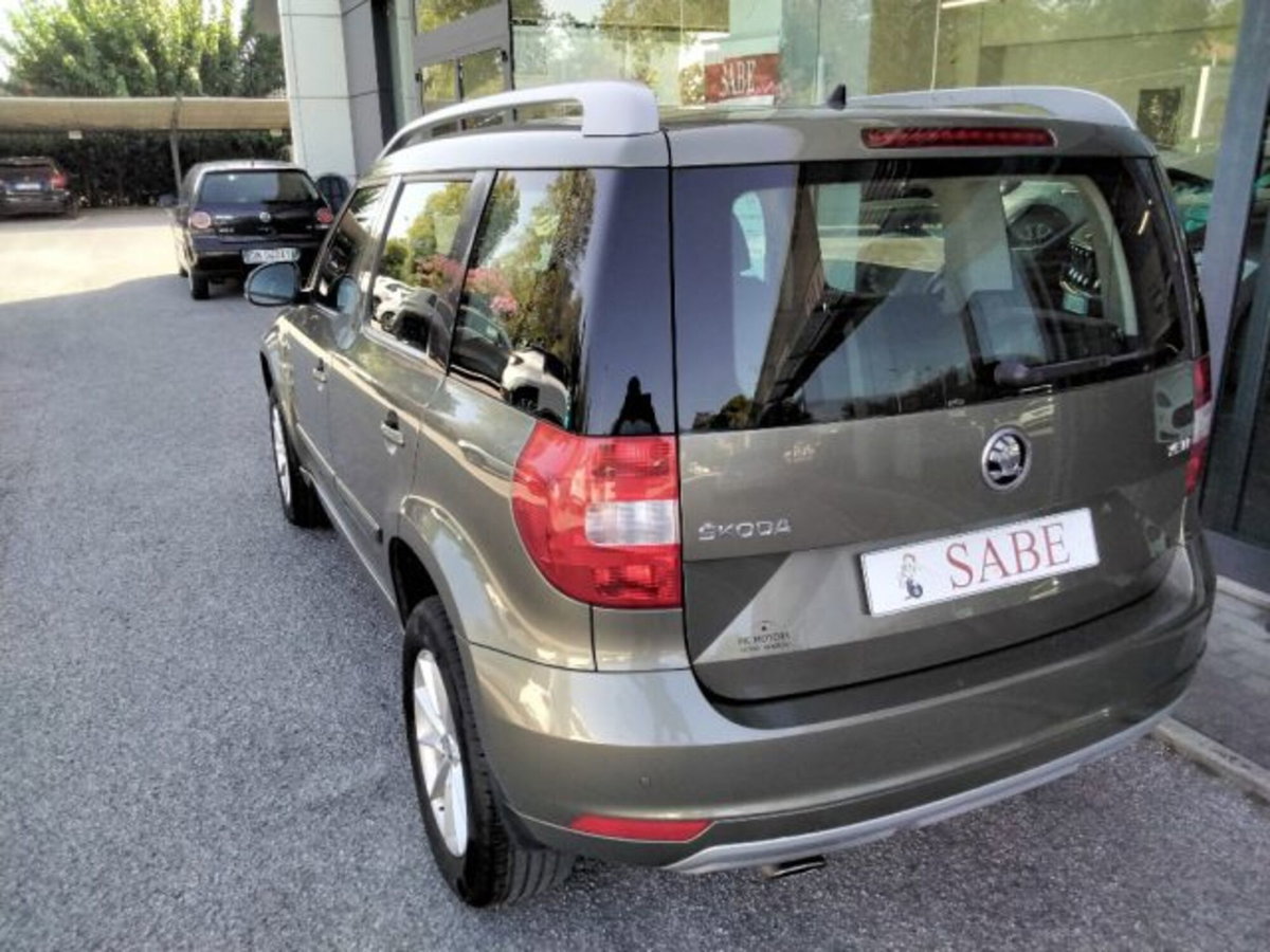 Skoda Yeti 1.2 TSI Elegance (11)