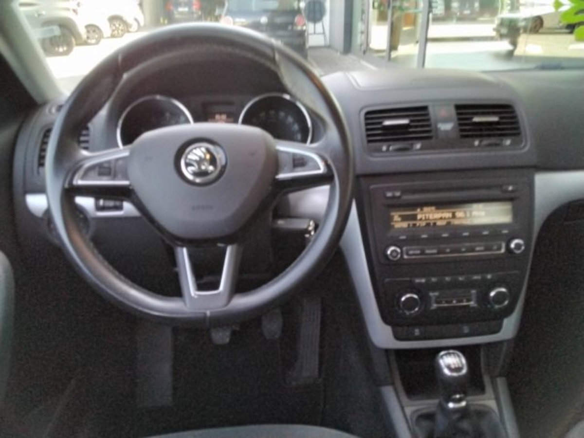 Skoda Yeti 1.2 TSI Elegance (15)