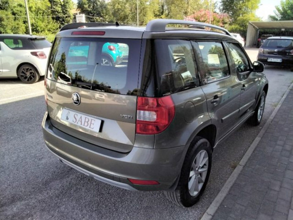 Skoda Yeti 1.2 TSI Elegance (8)
